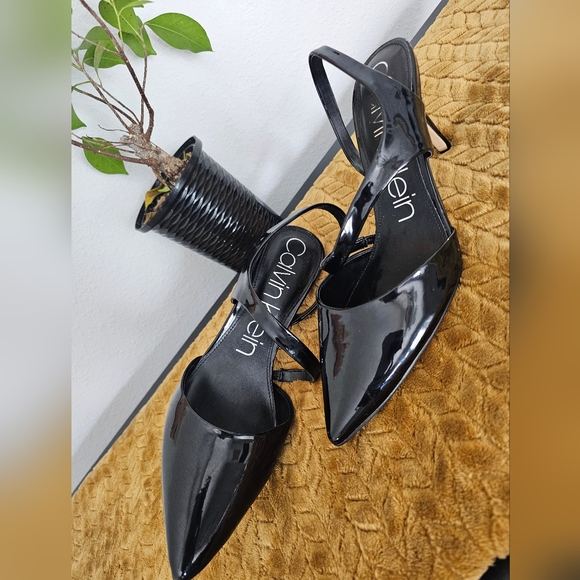 Black Calvin Klein Formal Dress Heels - Picture 2 of 4
